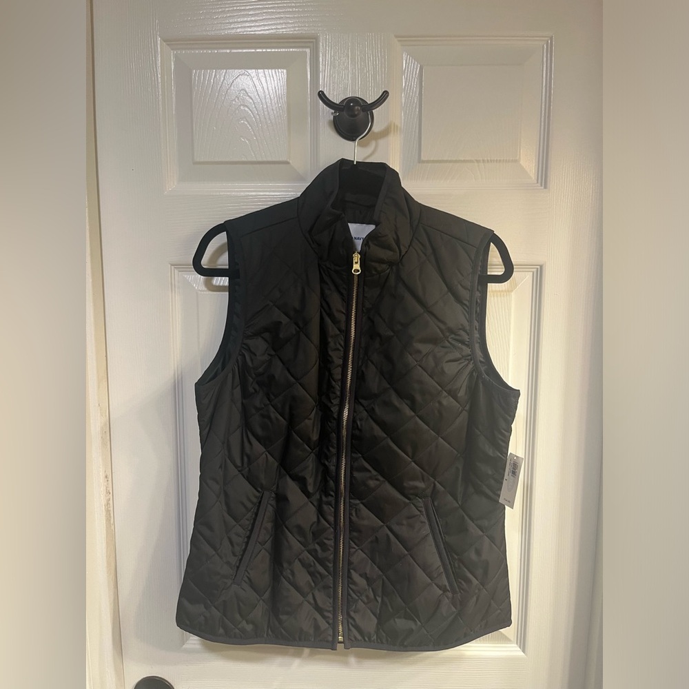 Old Navy Black Quilted Vest